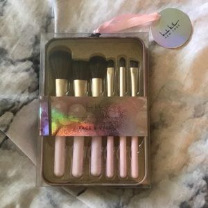 Nicole Miller Complete Brush Collection